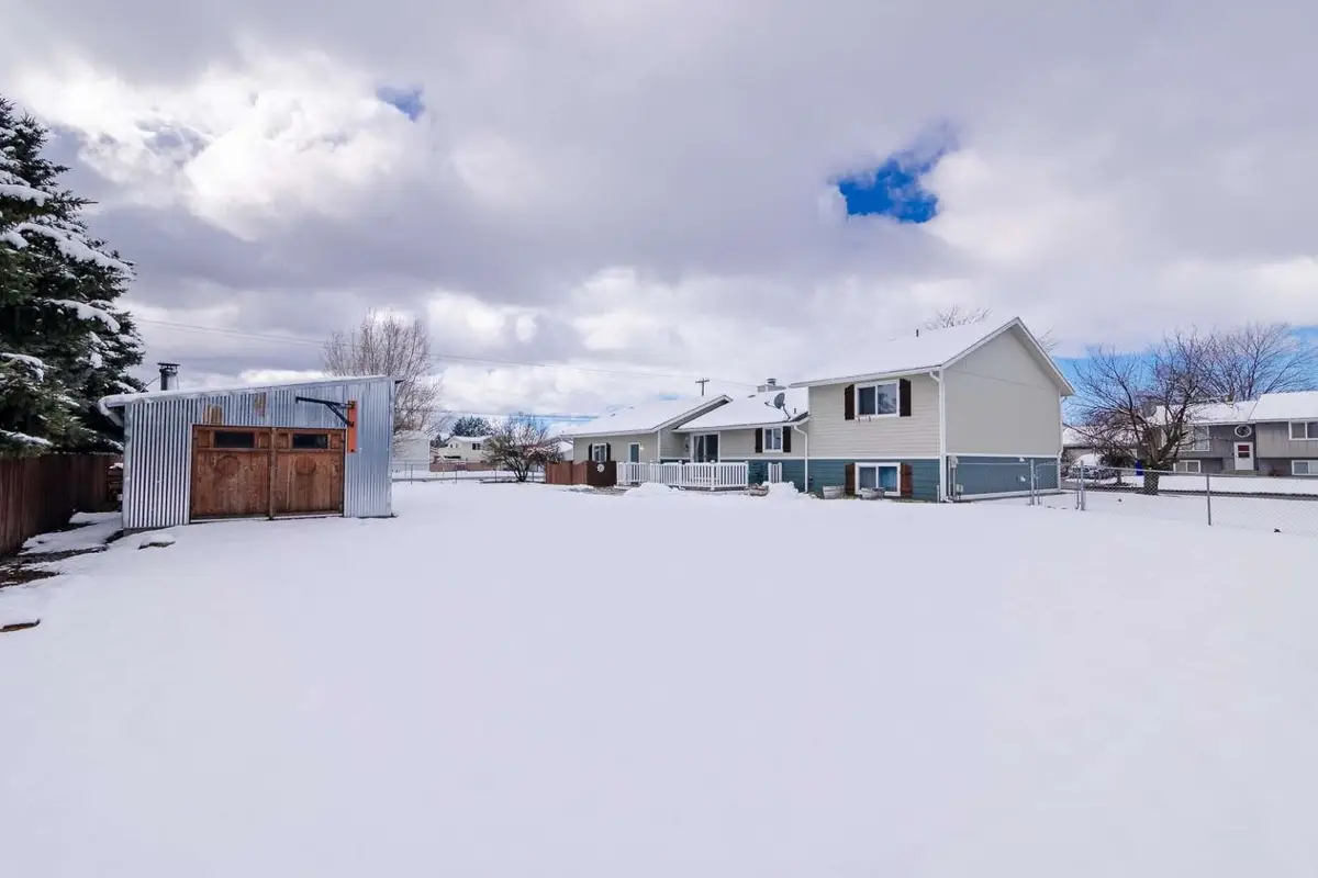 4806 N Haye St, Newman Lake, WA 99025 - #1