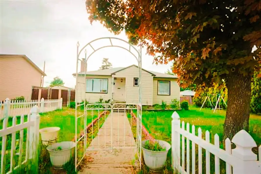 4015 N Ash St, Spokane, WA 99205 - #3