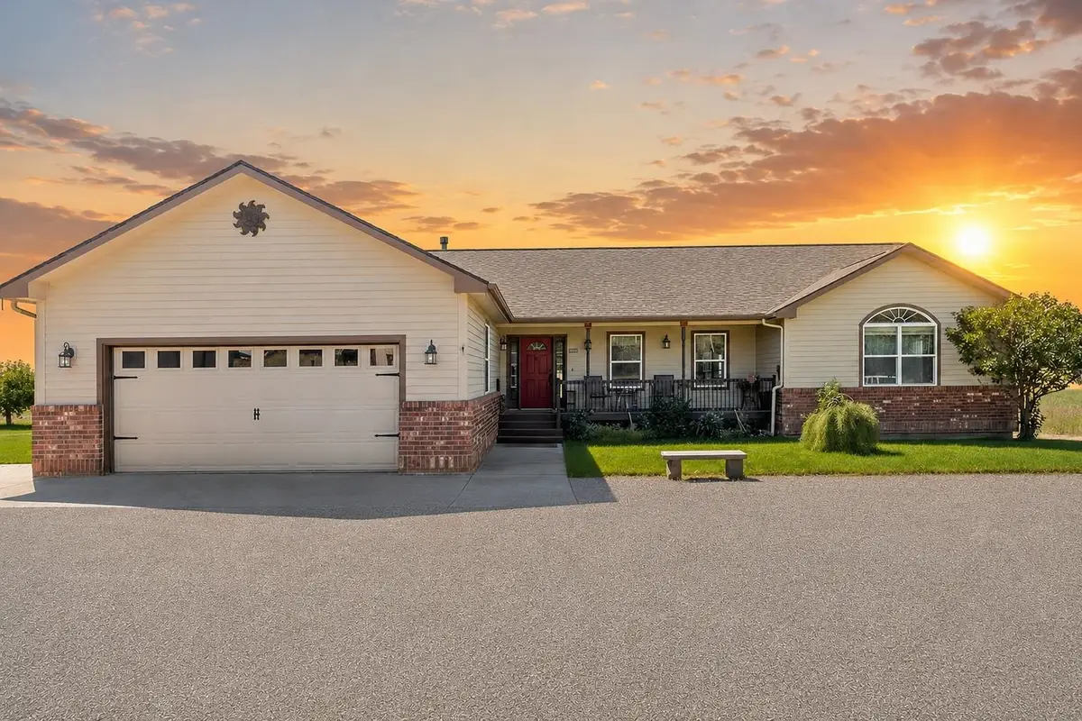 8715 W Antler Rd, Deer Park, WA 99006 - #1