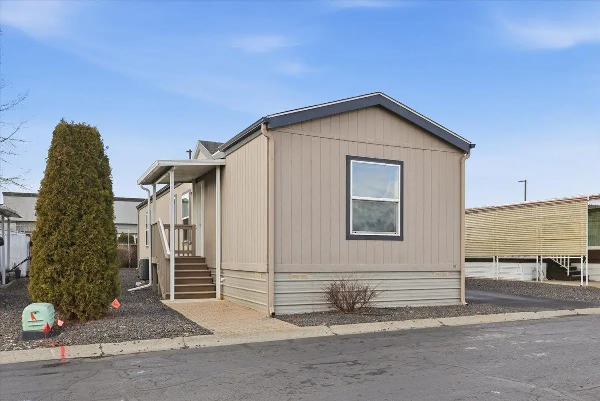 1205 E Lyons Ave, Spokane, WA 99208 - #1