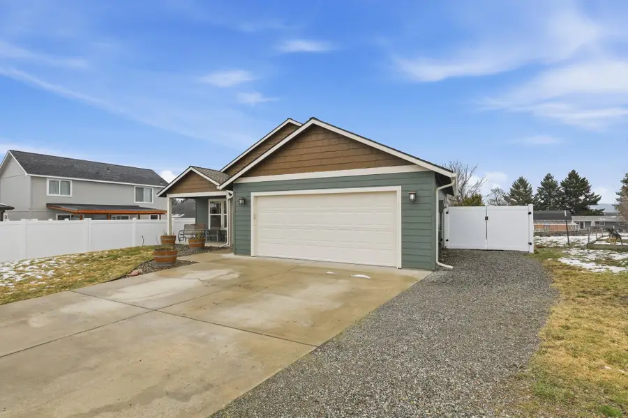 19918 E 1st Ct, Spokane Valley, WA 99016 - #3