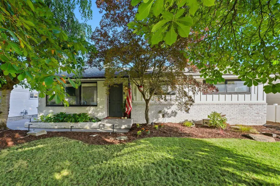 2803 E 39th Ave, Spokane, WA 99223 - #2