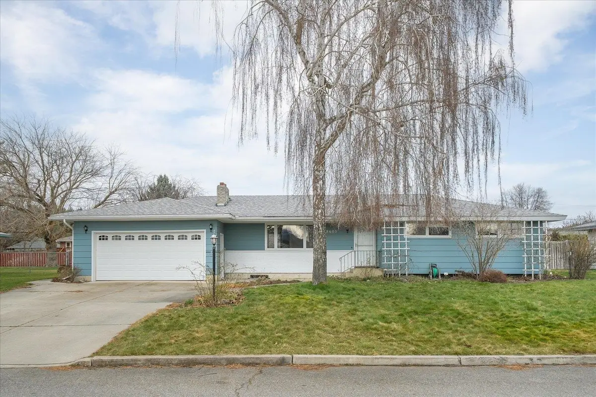 8605 E Whitman Ave, Spokane Valley, WA 99212 - #1