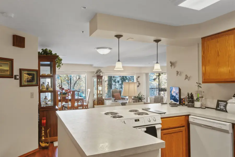 221 E Rockwood Blvd #219, Spokane, WA 99202-0000 - #3