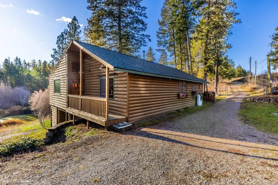 2353C Addy Gifford Rd, Addy, WA 99101 - #2