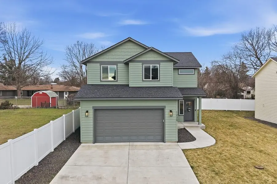 1220 N Walnut Ln, Spokane Valley, WA 99206 - #2
