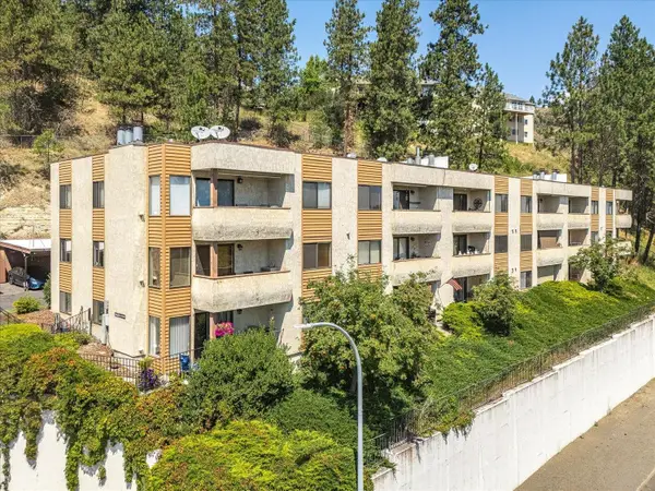 6625 N Austin Rd #301, Spokane, WA 99208