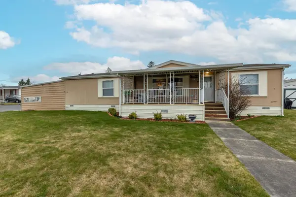 6805 N Crestline St, Spokane, WA 99217