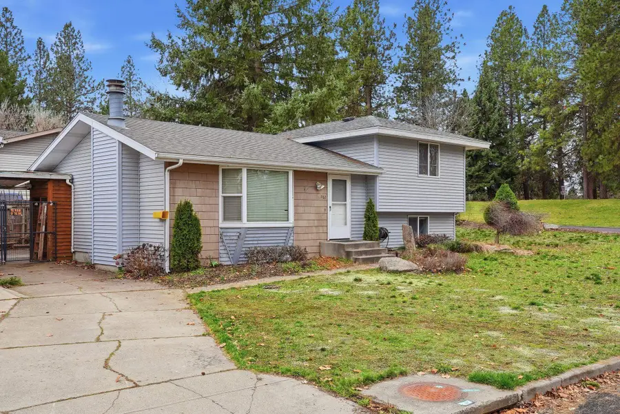 702 E Calkins Dr, Spokane, WA 99208 - #3
