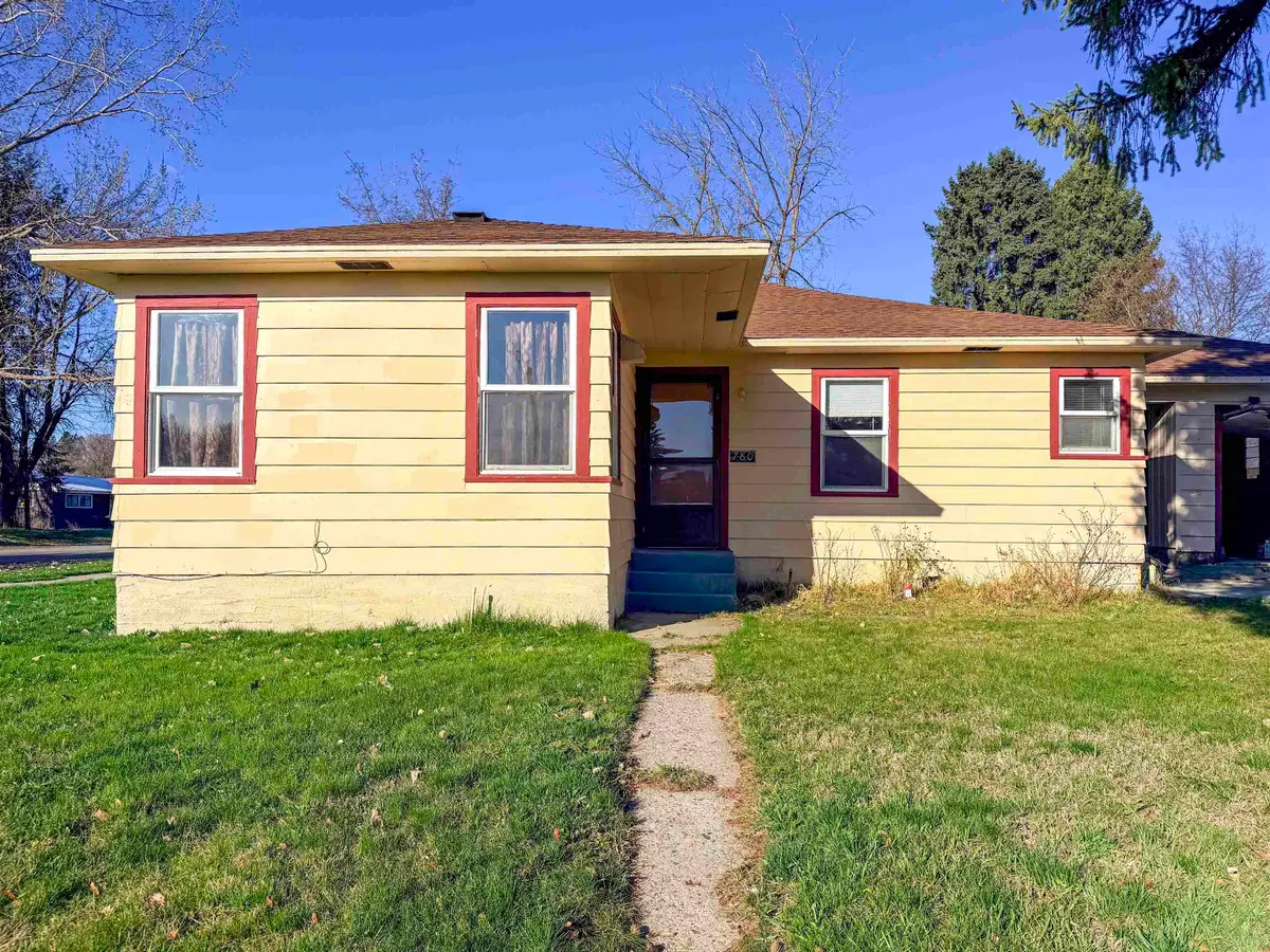 780 S Larch St, Kettle Falls, WA 99141 - #1