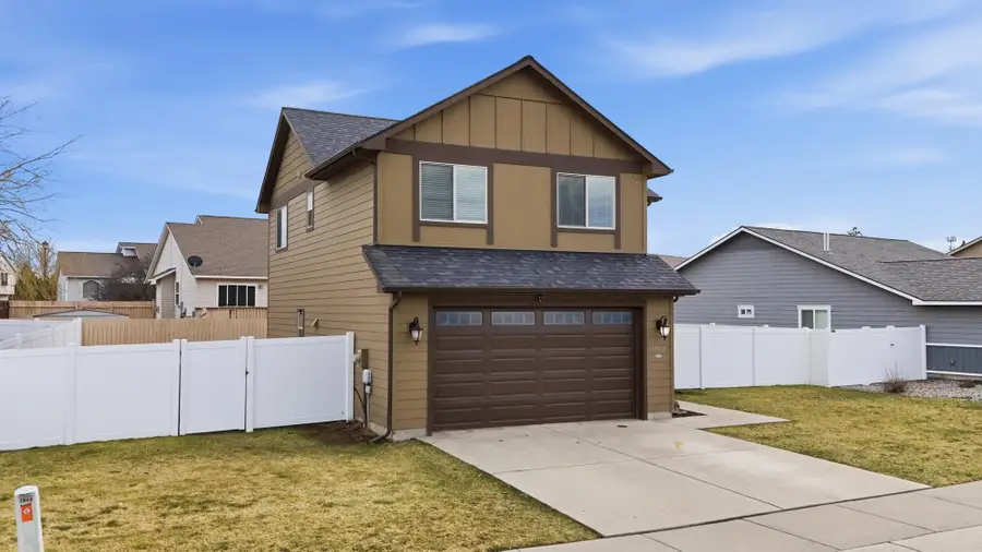 13507 W 10th Ave, Airway Heights, WA 99001 - #2