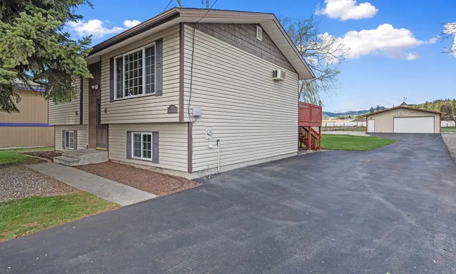 20923 E Trent Ave, Otis Orchards, WA 99027 - #3