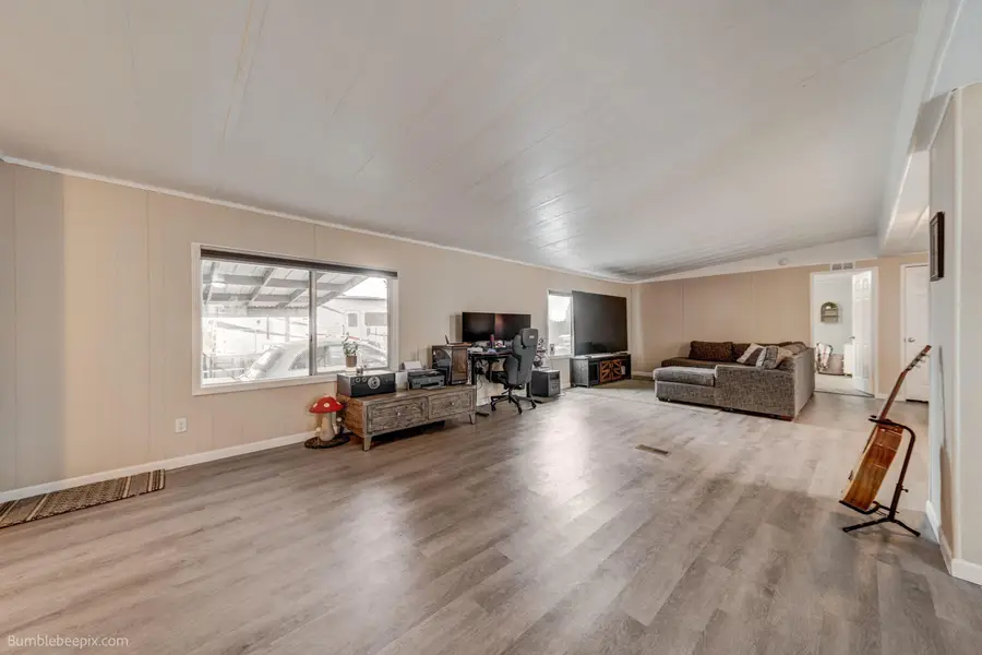 35312 N Newport Hwy, Chattaroy, WA 99003 - #2