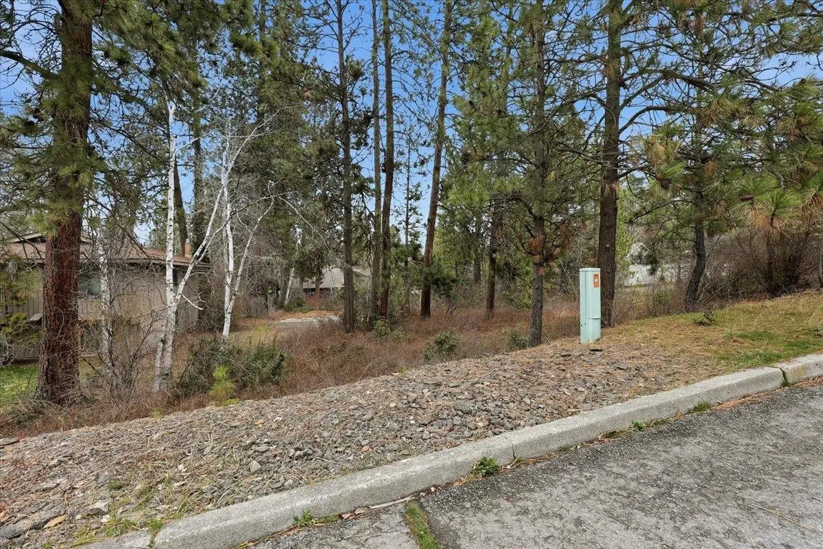 1835 E Pinecrest Rd, Spokane, WA 99203 - #1