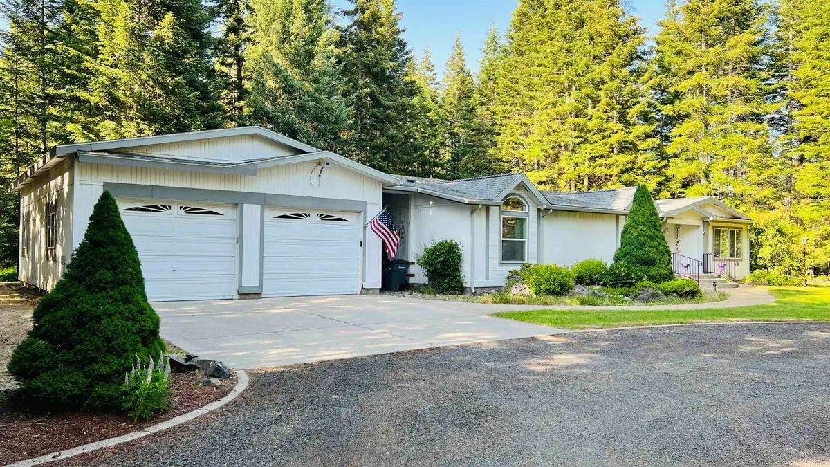 7010 W Dahl Rd, Deer Park, WA 99006 - #1