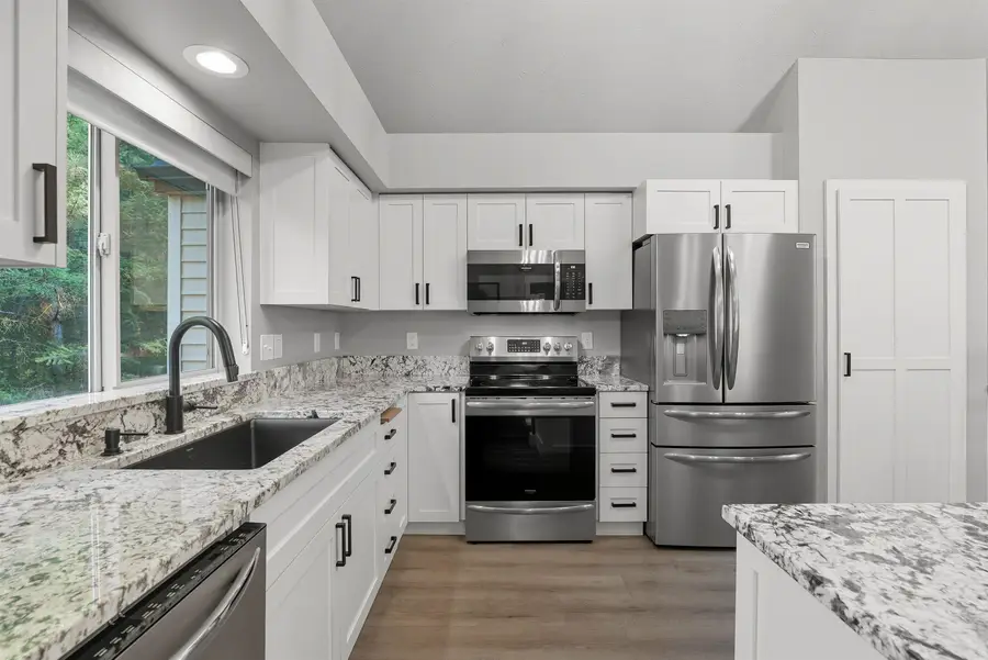 809 W Lincoln Blvd, Spokane, WA 99224 - #3