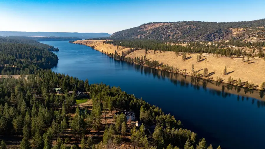 21125 N Byrne Ln, Nine Mile Falls, WA 99026 - #3