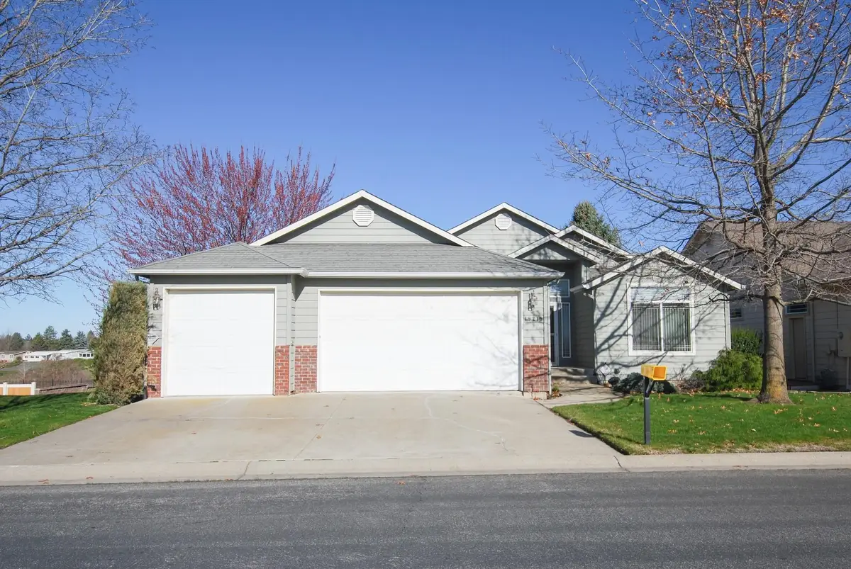 19215 E Riverwalk Ln, Spokane Valley, WA 99016 - #1