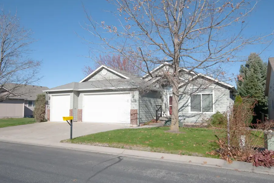 19215 E Riverwalk Ln, Spokane Valley, WA 99016 - #2