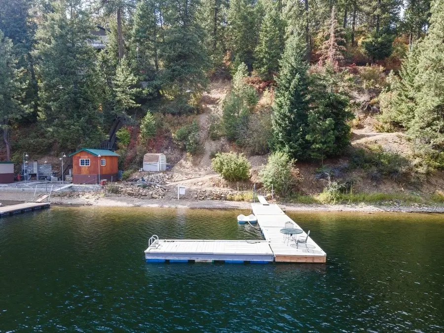 3923 E Pine Bay Rd, Loon Lake, WA 99148 - #2