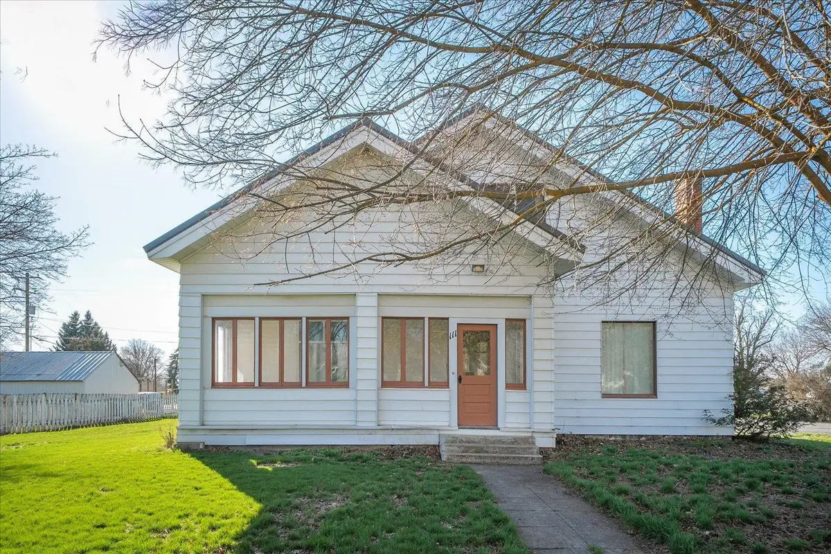 111 N 2nd St, Harrington, WA 99134 - #1