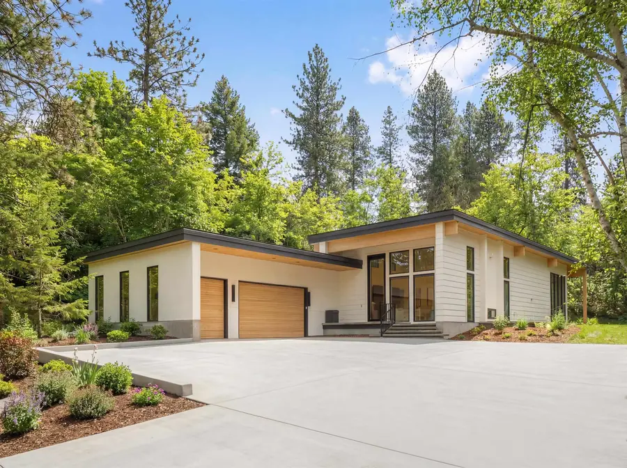 1518 E 20th Ave, Spokane, WA 99203 - #2