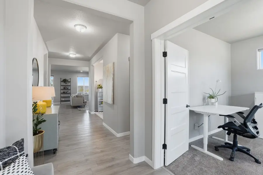 9111 N Rosebury Ln, Spokane, WA 99208 - #3