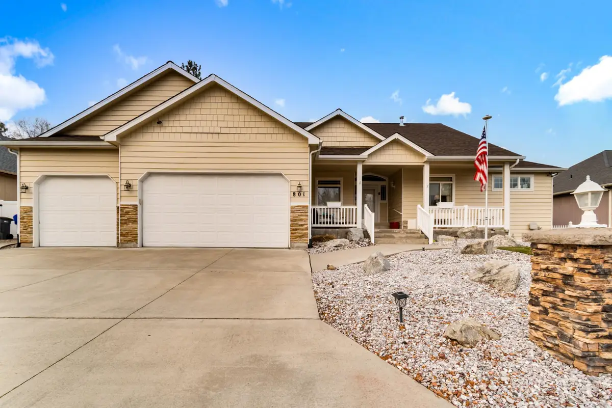801 E Huron Dr, Spokane, WA 99208 - #1