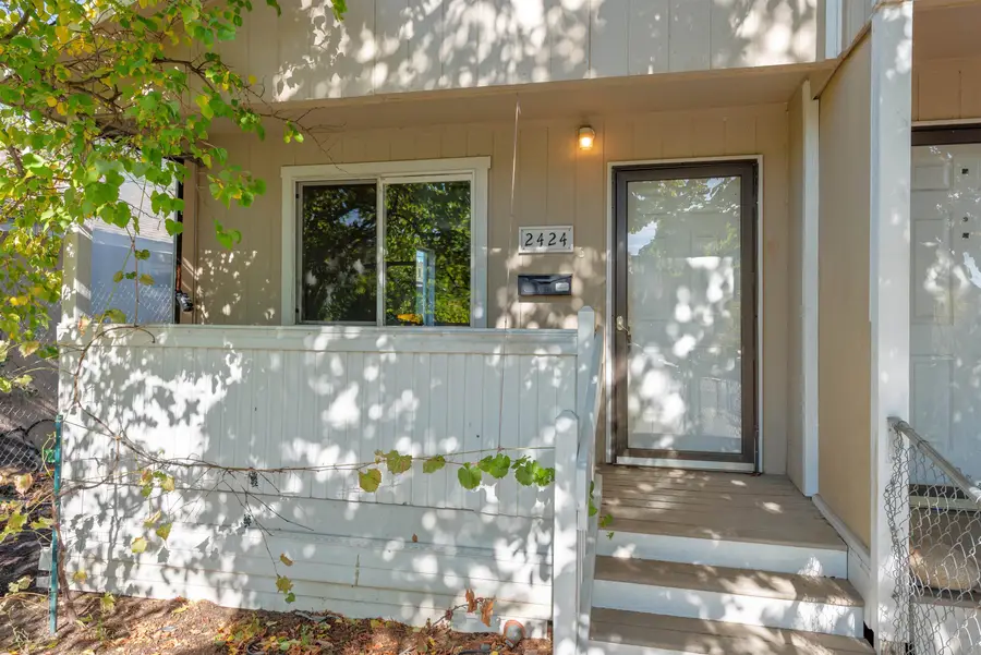 2424 W Dean Ave #2424, Spokane, WA 99201 - #3