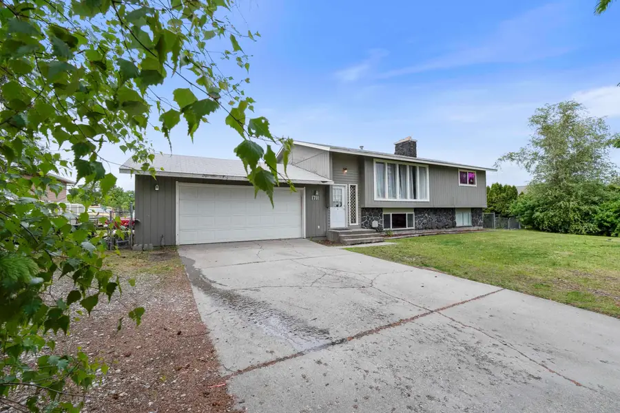 1711 N Mckee Rd, Spokane Valley, WA 99016 - #2