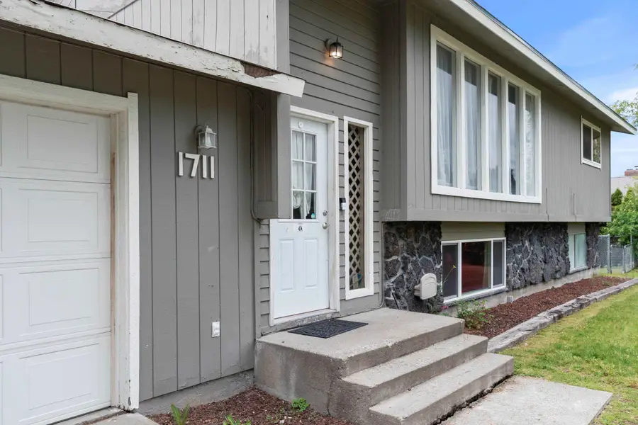 1711 N Mckee Rd, Spokane Valley, WA 99016 - #3