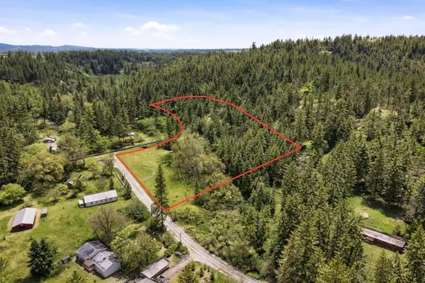 2126 E Leona Dr, Spokane, WA 99208