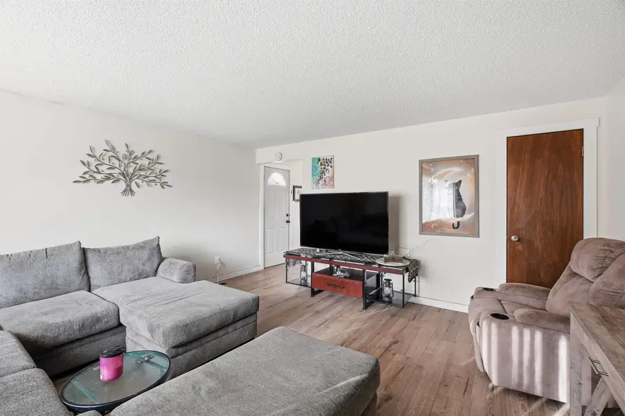 1315 E Bridgeport Ave, Spokane, WA 99207 - #2