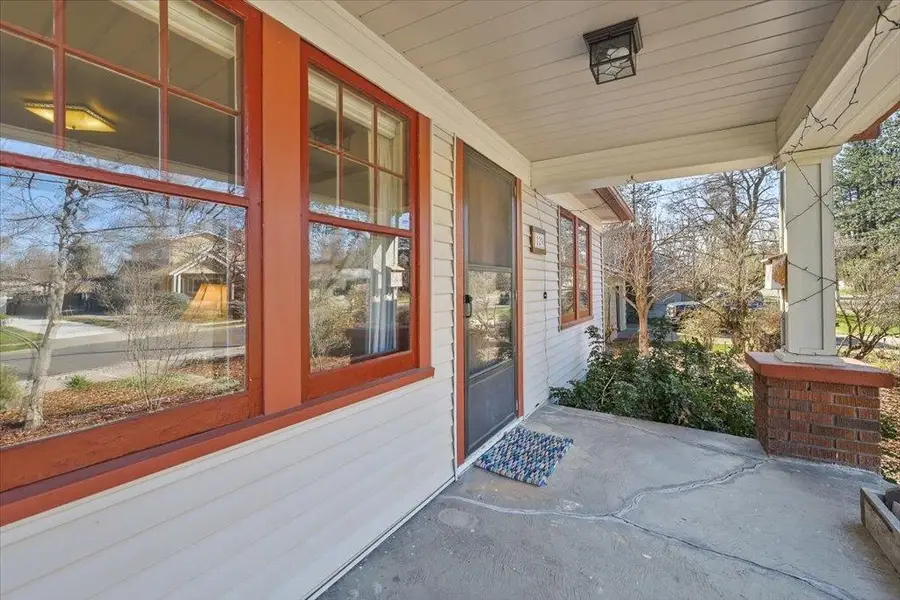 129 W 33rd Ave, Spokane, WA 99203 - #3