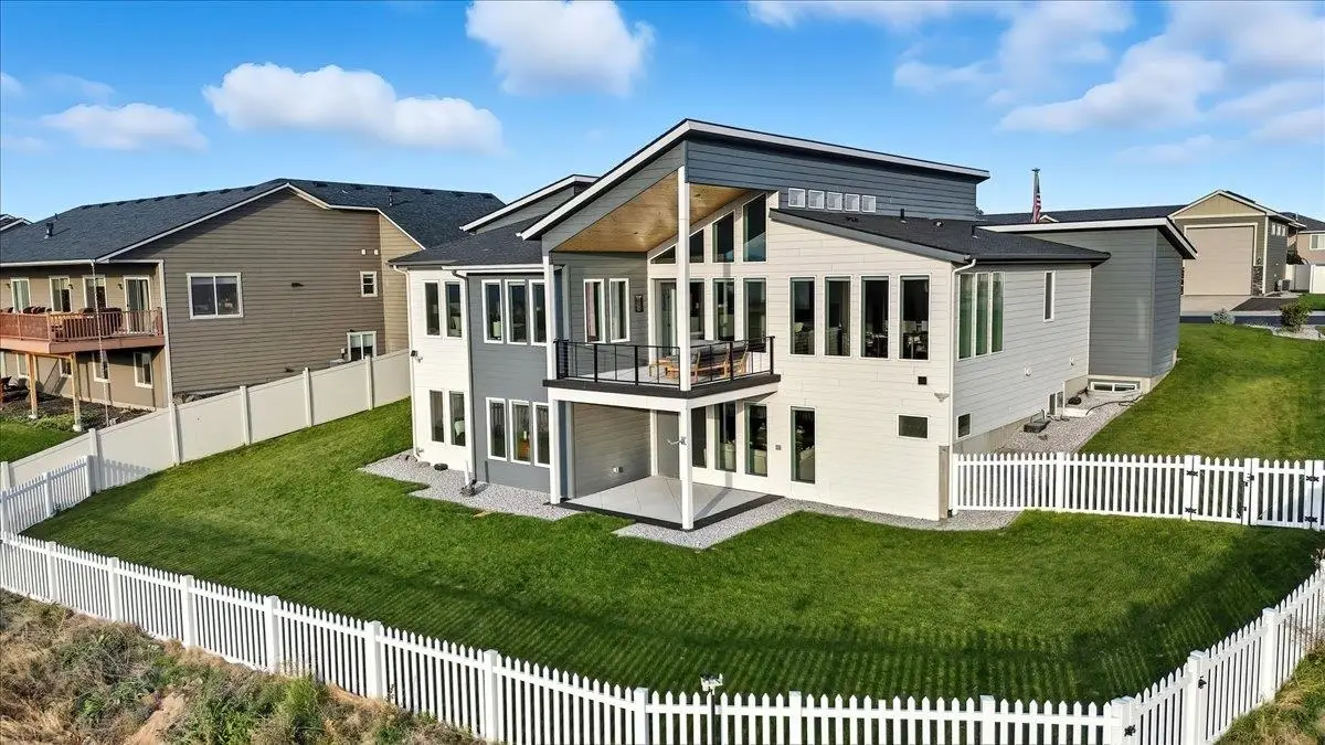 8603 N Upper Mayes Ln, Spokane, WA 99208 - #1