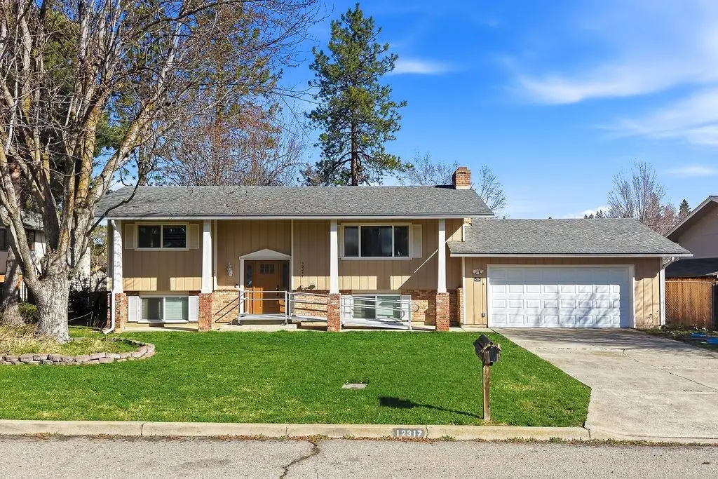 12317 E Skyview Ave, Spokane, WA 99216 - #1
