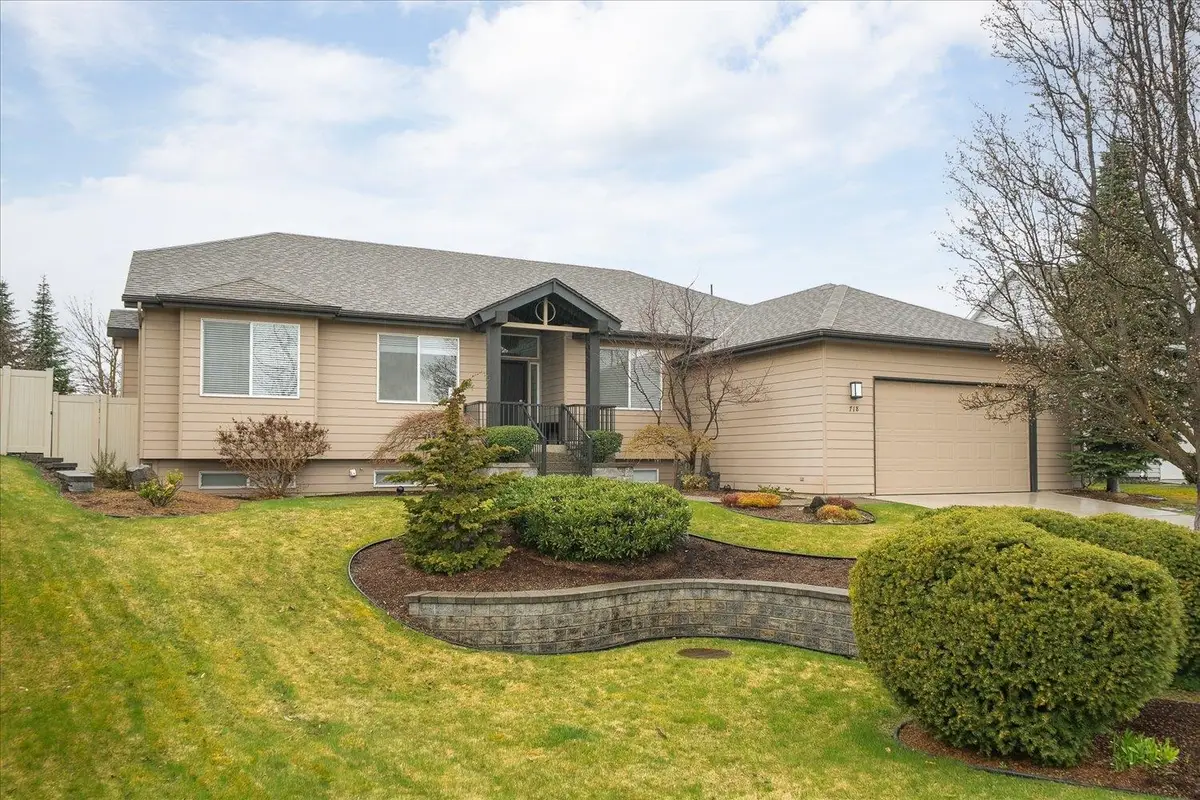 718 S Shelley Lake Ln, Spokane Valley, WA 99037 - #1