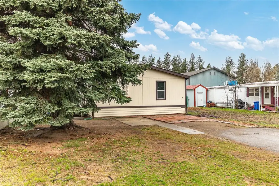 3925 E Farwell Rd, Mead, WA 99021 - #3