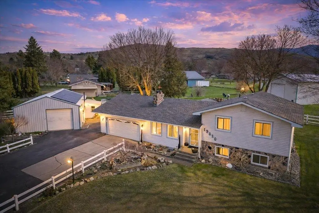 19820 E Micaview Ave, Greenacres, WA 99016 - #1