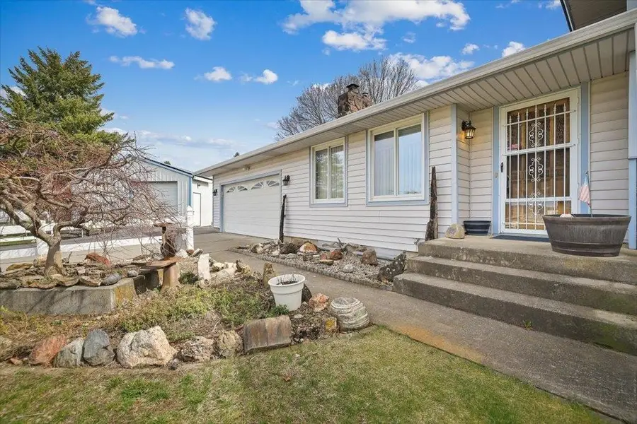 19820 E Micaview Ave, Greenacres, WA 99016 - #3