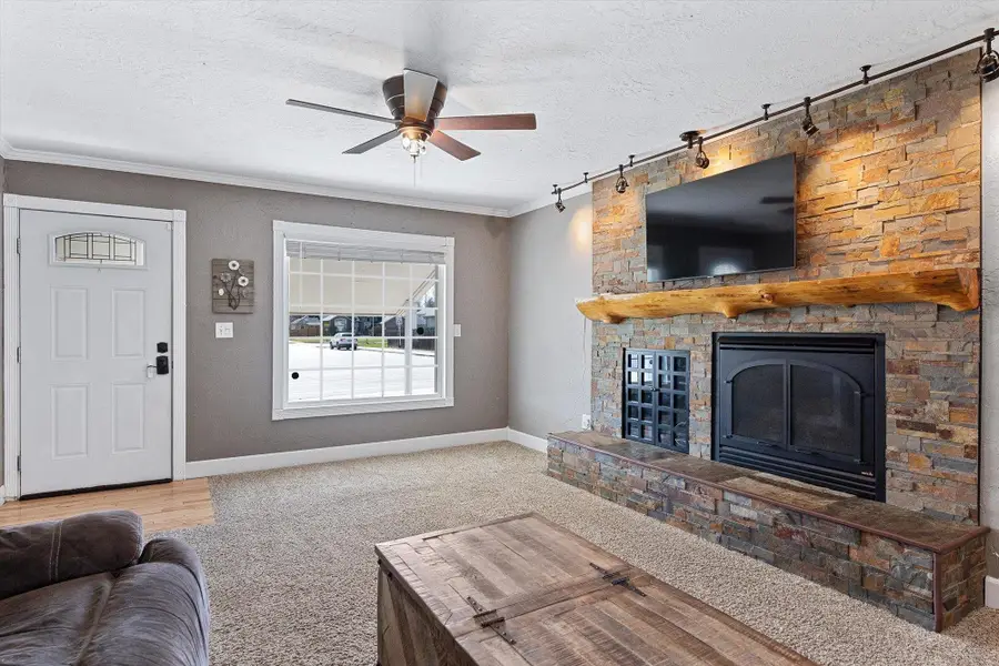 15217 E 16th Ave, Spokane Valley, WA 99037 - #3