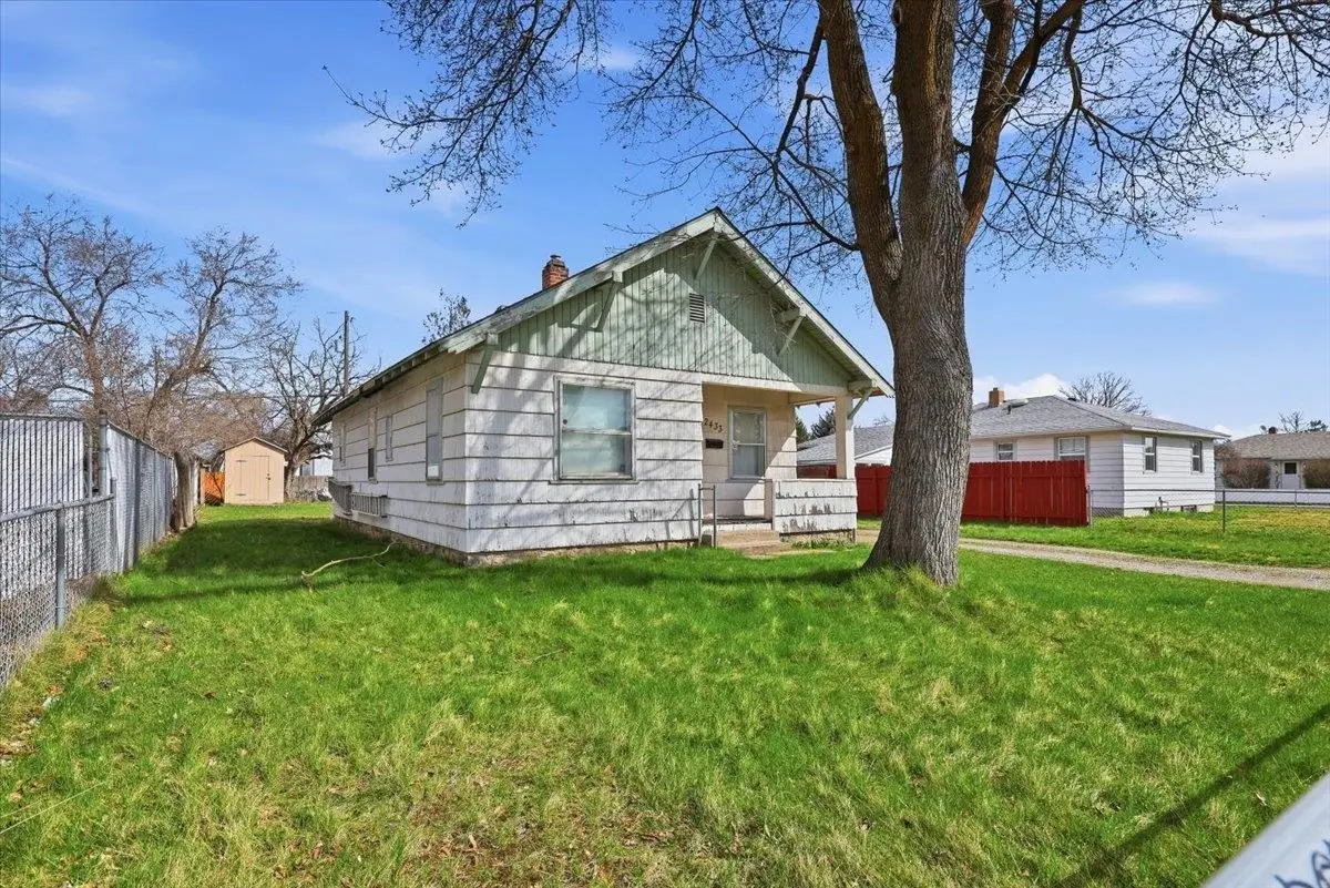 2433 E Central Ave, Spokane, WA 99208 - #1