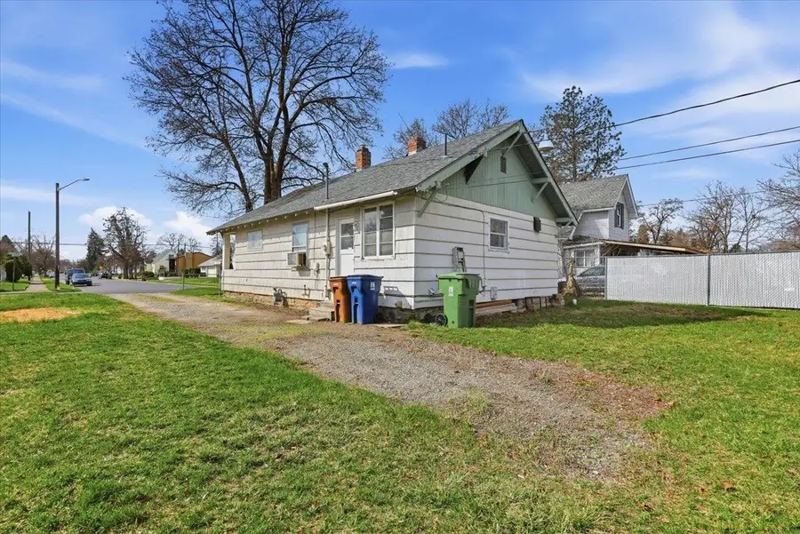 2433 E Central Ave, Spokane, WA 99208 - #2