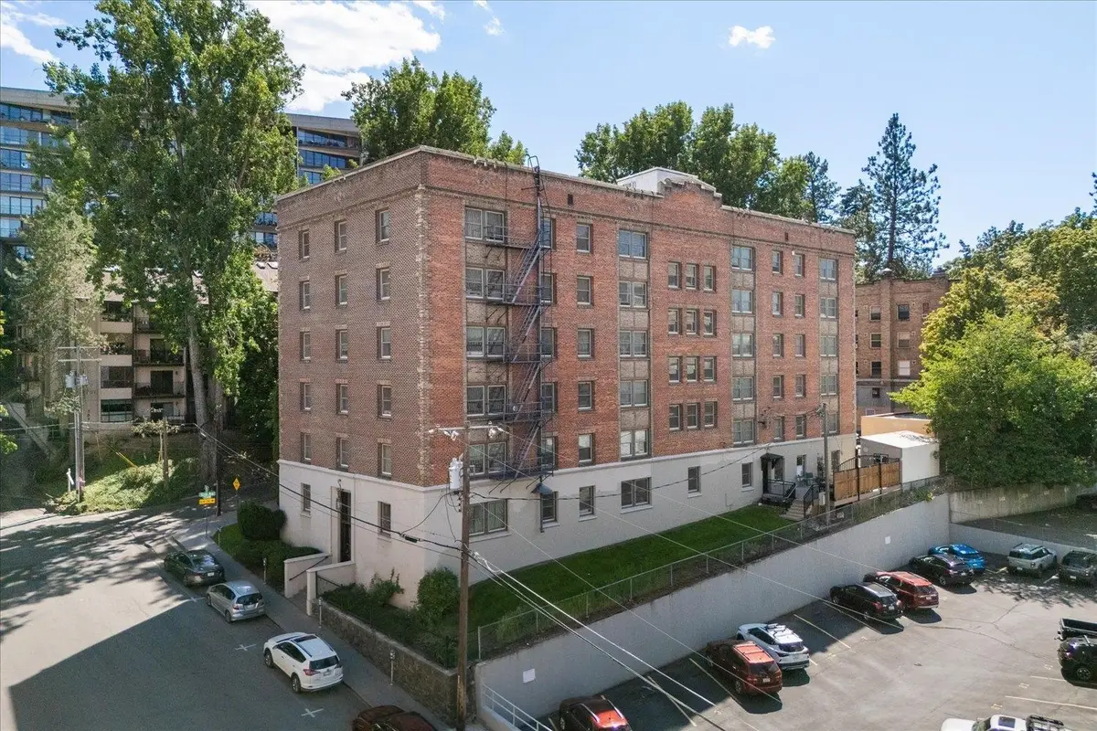 704 W 6th Ave #302, Spokane, WA 99204 - #1