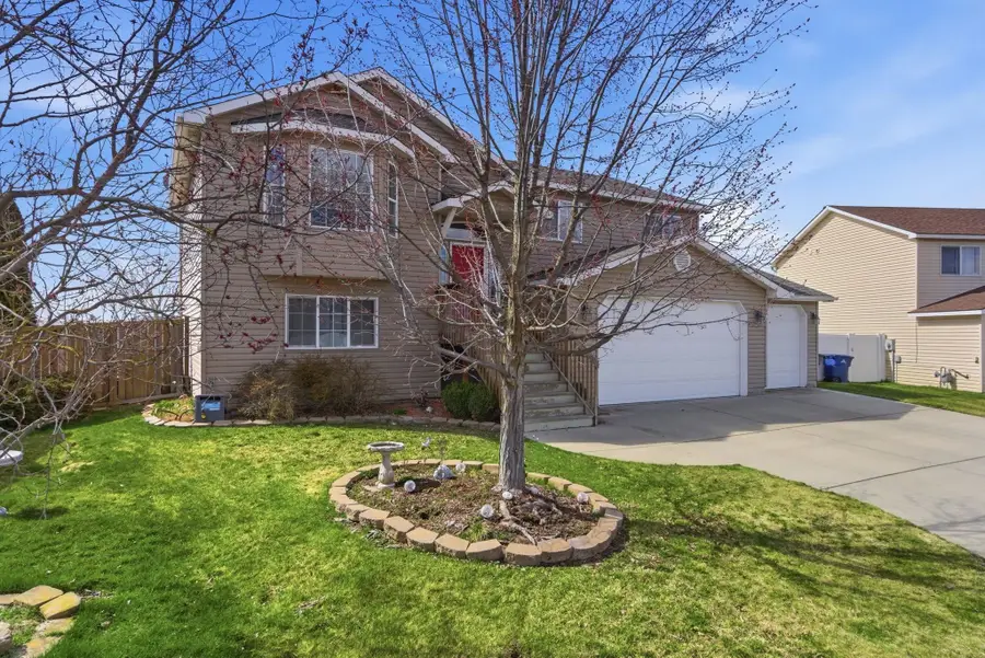 963 N Wilcox St, Medical Lake, WA 99022 - #3