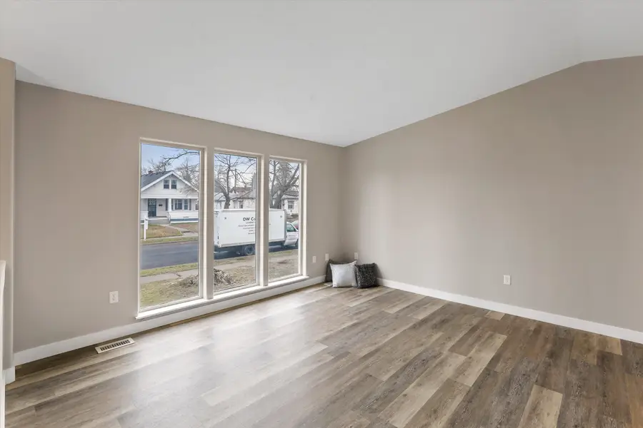 308 E Crown Ave, Spokane, WA 99205 - #3