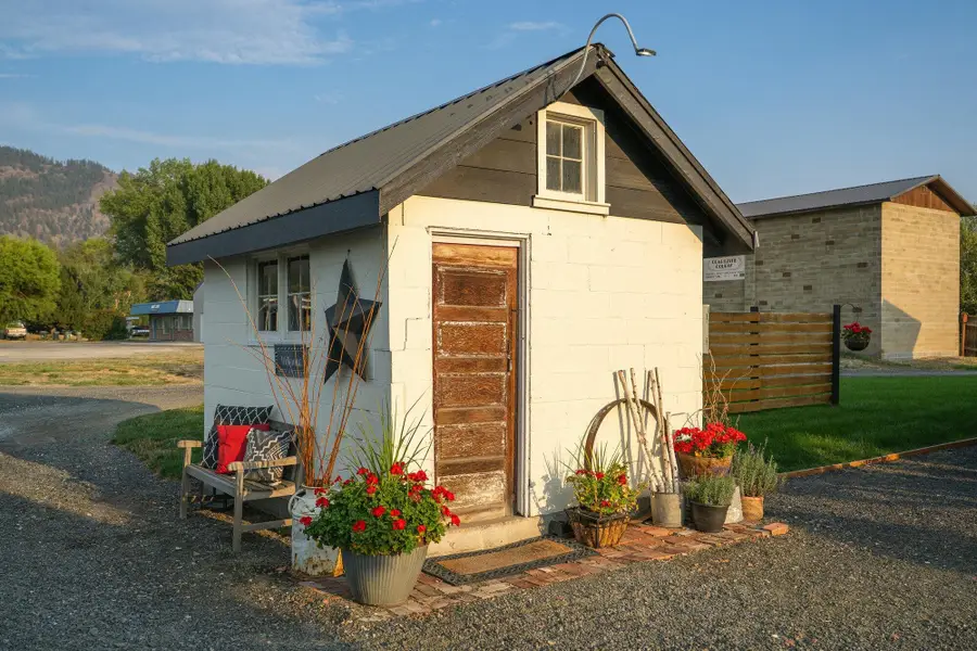 510 E Main St, Chewelah, WA 99109 - #3