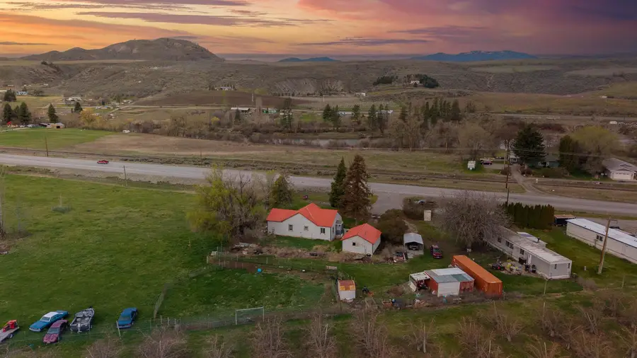 31308 A Hwy 97 Hwy, Tonasket, WA 98855 - #3
