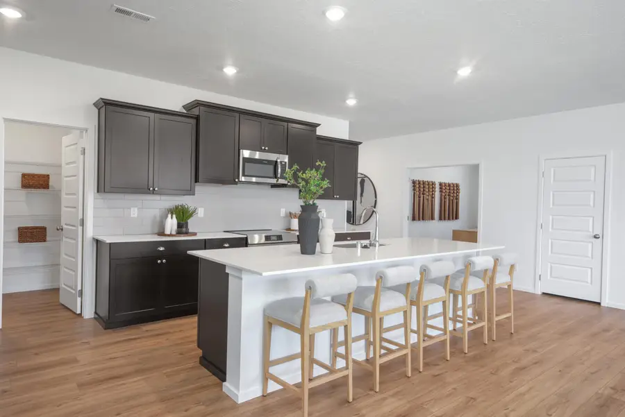 4169 W Vel View Rd, Spokane, WA 99208 - #3