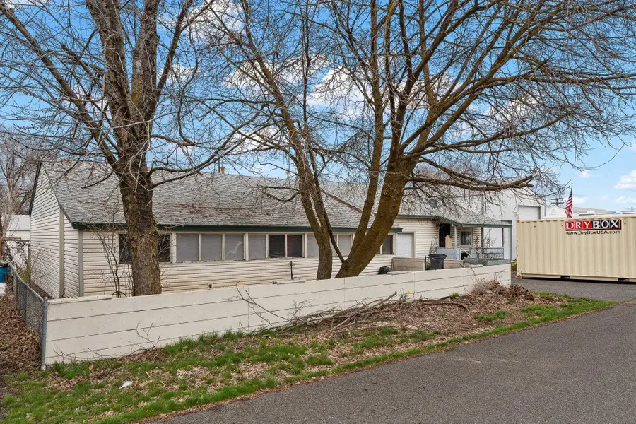 12430 W 13th Ave, Airway Heights, WA 99001 - #2